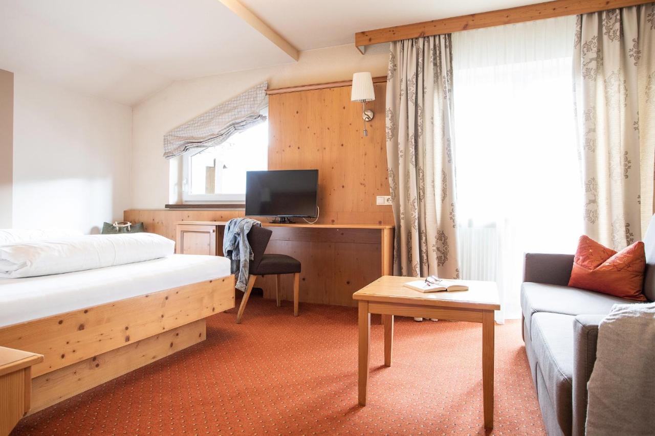 Hotel Zum Hirschen Imst Εξωτερικό φωτογραφία